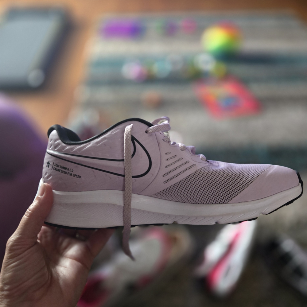 Nike Women's Athletic Shoes - Light Purple and Black